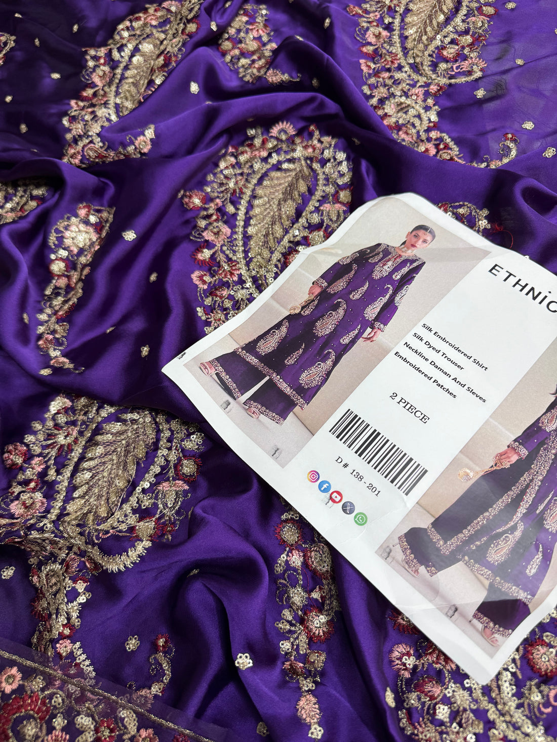 Premium Silk Emb 2Pc