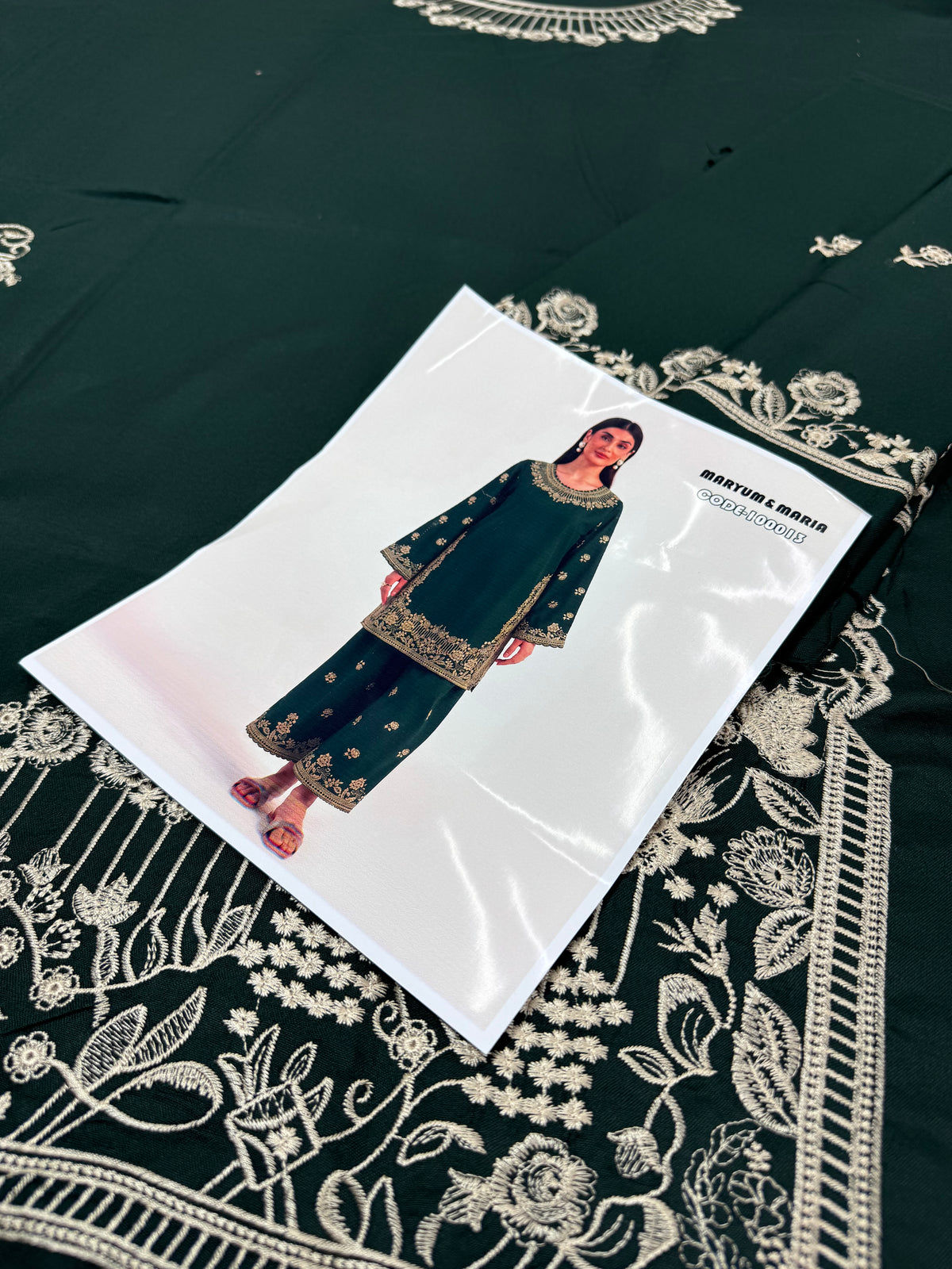 Dhanak Luxury Emb 2Pc