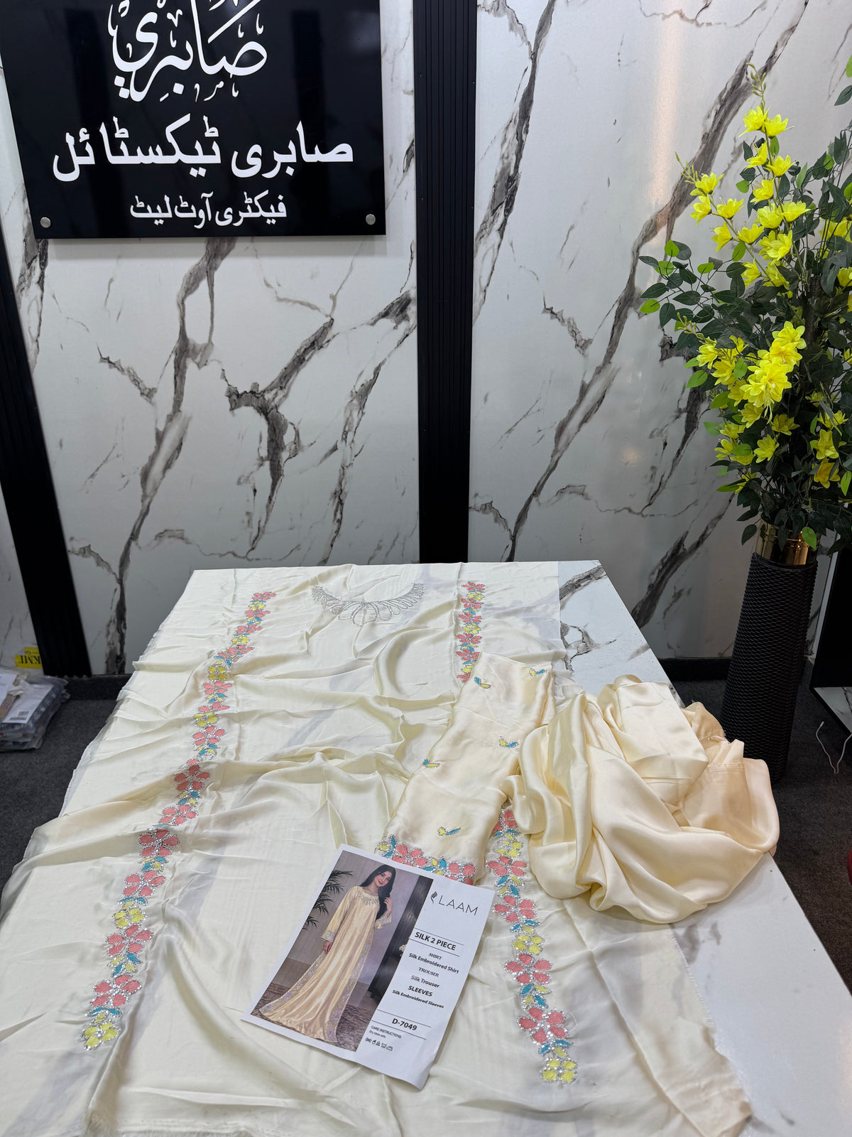 Luxury Kaaftan Silk Emb 2Pc
